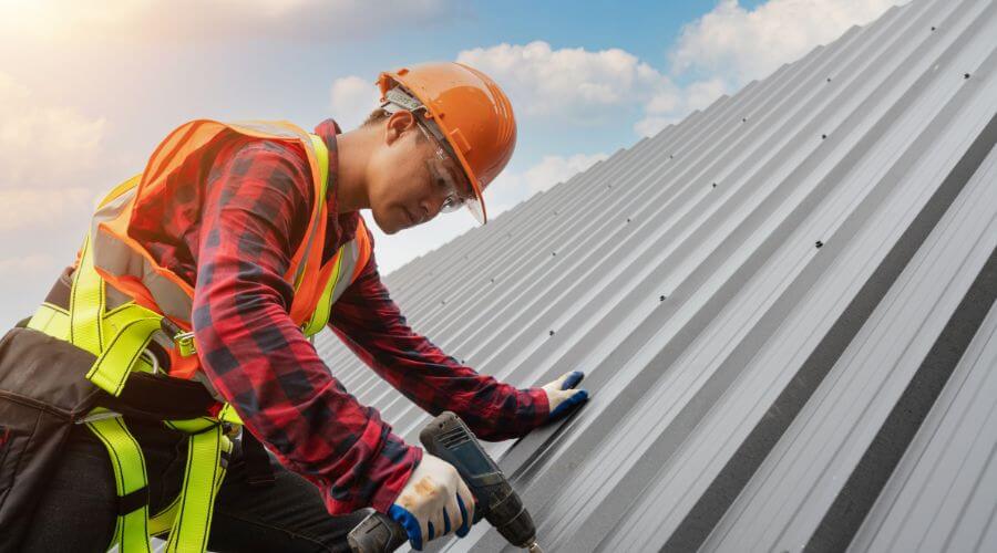 Professional Emergency Roof Repairs services in Spiritwood, ND